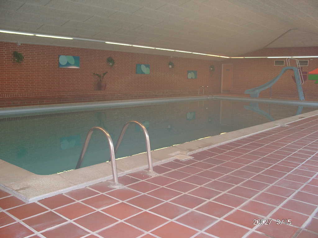 Facilities ( Click for next picture )